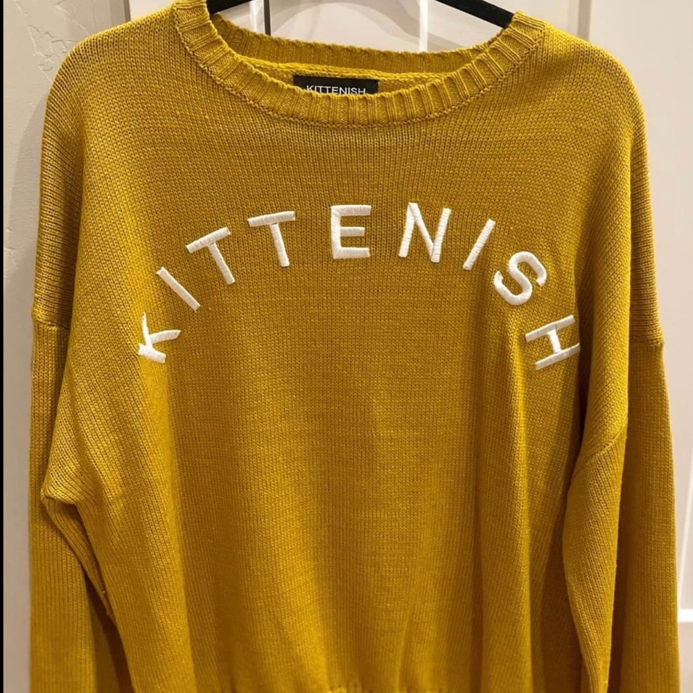 Kittenish Gold Logo Sweater Size Large